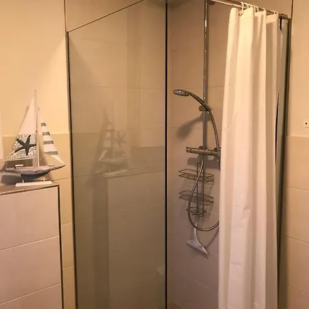 Strandhaus - Seeschwalbe Og Apartment Fehmarnsund